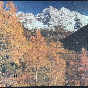 Vintage © 1979 Milton Bradley MB Nature 1000 pc.puzzle #4091-11 &quot;Maroon Bells - Elk Range, Colorado&quot; - missing 1x piece