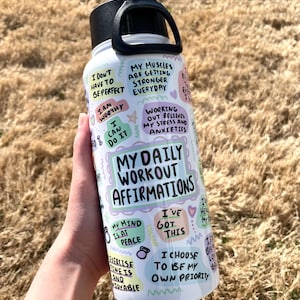 Affirmationer, 90 cl vattenflaska, träningspresenter till henne, fitnesspresenter till kvinnor, träningsmotivationsmugg, motivationsträningspresenter till kvinnor bild 1