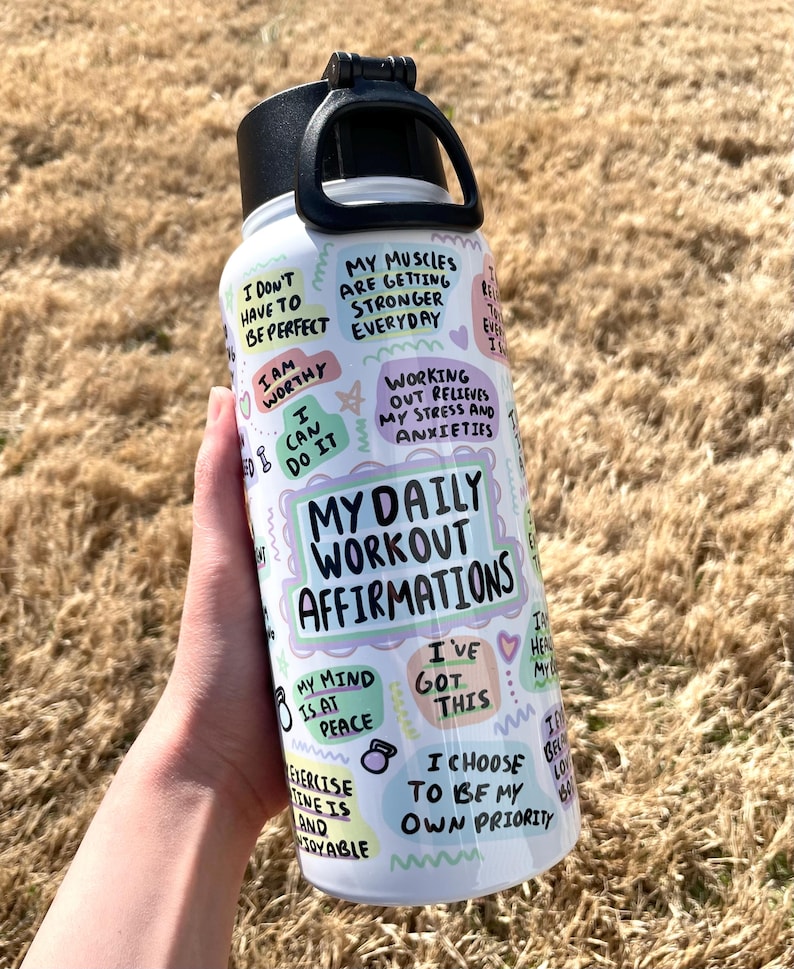 Affirmationer, 90 cl vattenflaska, träningspresenter till henne, fitnesspresenter till kvinnor, träningsmotivationsmugg, motivationsträningspresenter till kvinnor bild 1