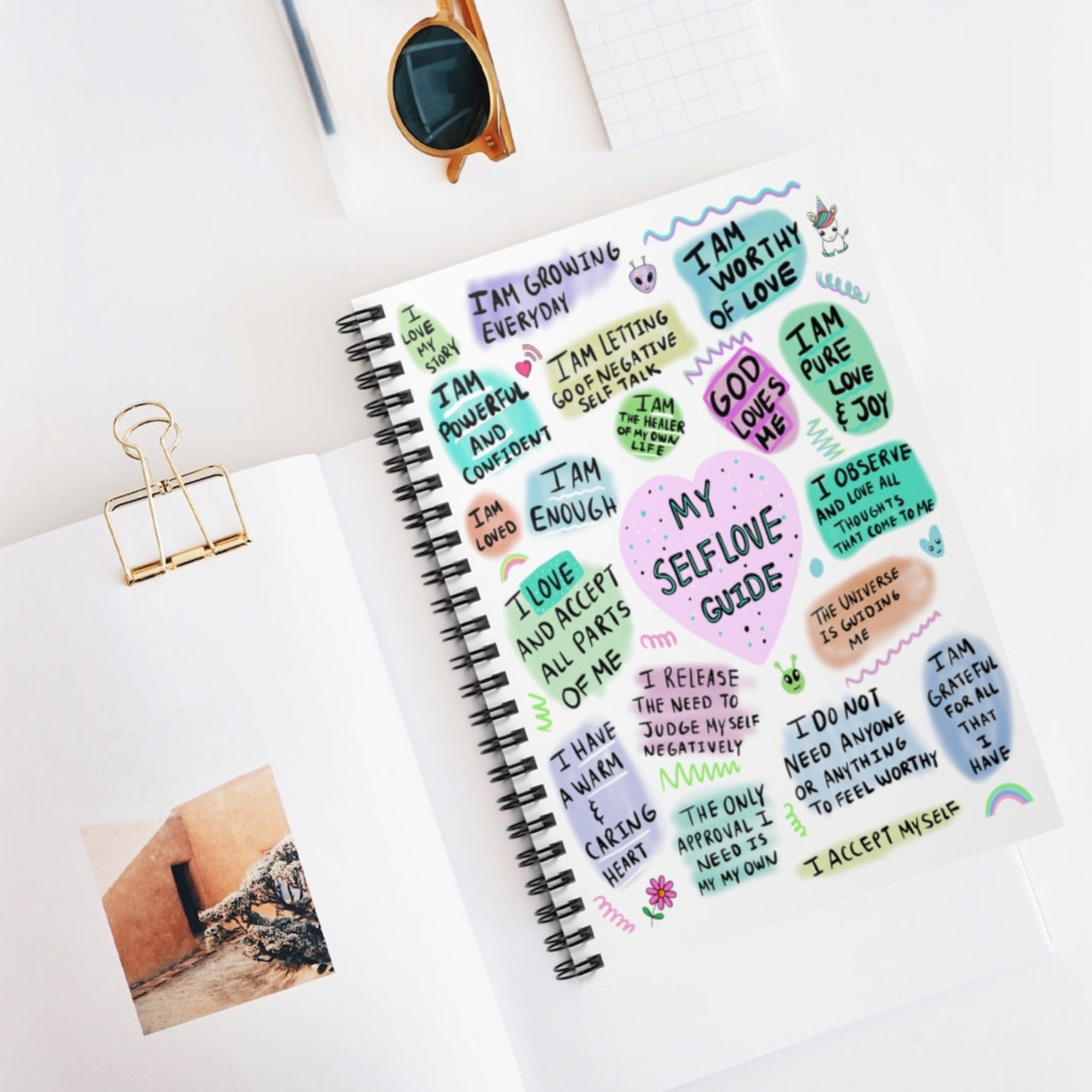 Body Positivity Notebook: A Journey Of Self Love - v1cvrsy