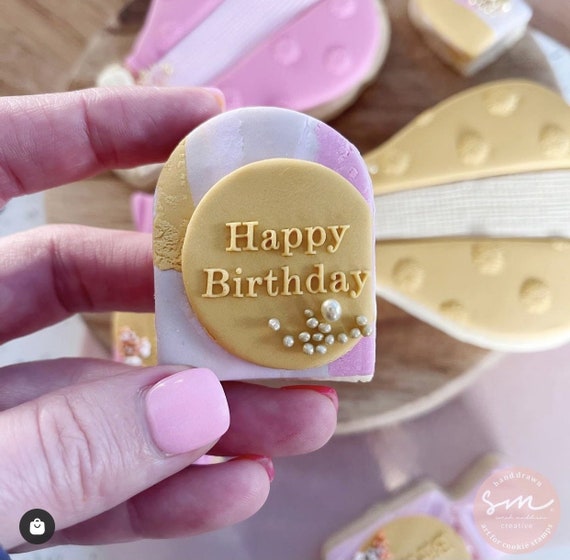 Tampon biscuit - Anniversaire - Joyeux anniversaire branches et coeur –  L'atelier de Sarah
