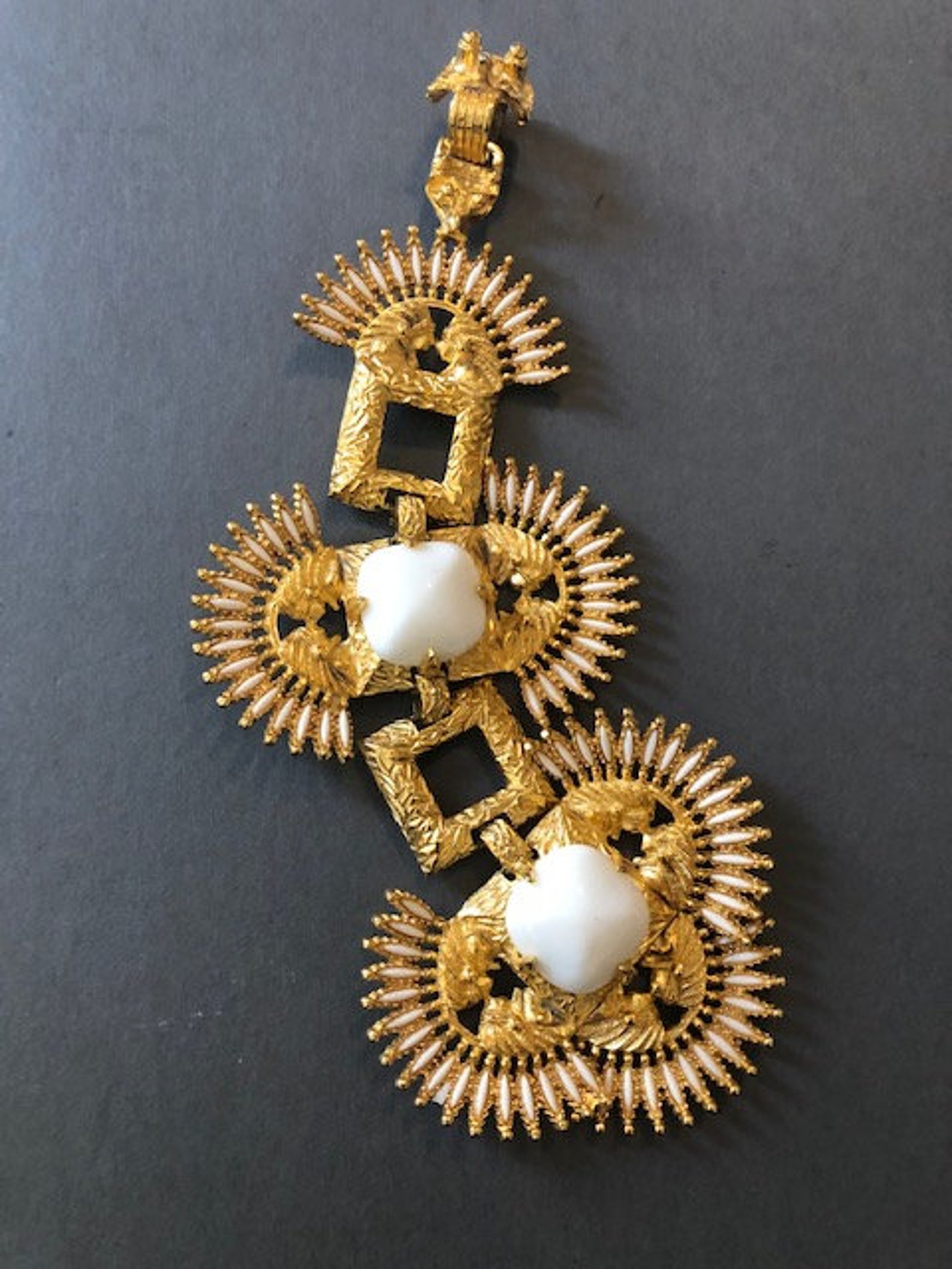 Dramatic Vintage CASTLECLIFF Pendant Etsy