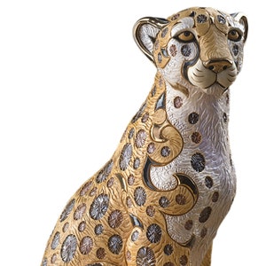Handmade Ceramic Cheetah Sculpture - De Rosa Collections - Gallery Sized