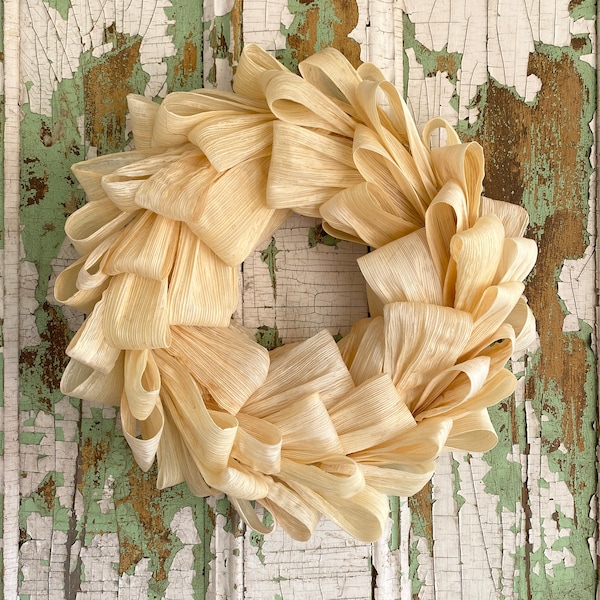 Curled Cornhusk Wreath