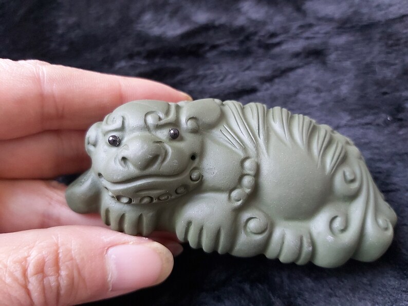 148 g Pottery Purple clay pot ceramic tea play tea funny clay pottery Collection fabulous wild beast a mythical wild animal brave troops