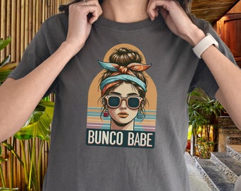 Retro Bunco Babe Graphic Tee, Vintage Dice Fashion T-Shirt, Women's Casual Game Night Apparel, Chic Top with Sunglasses and Bandana