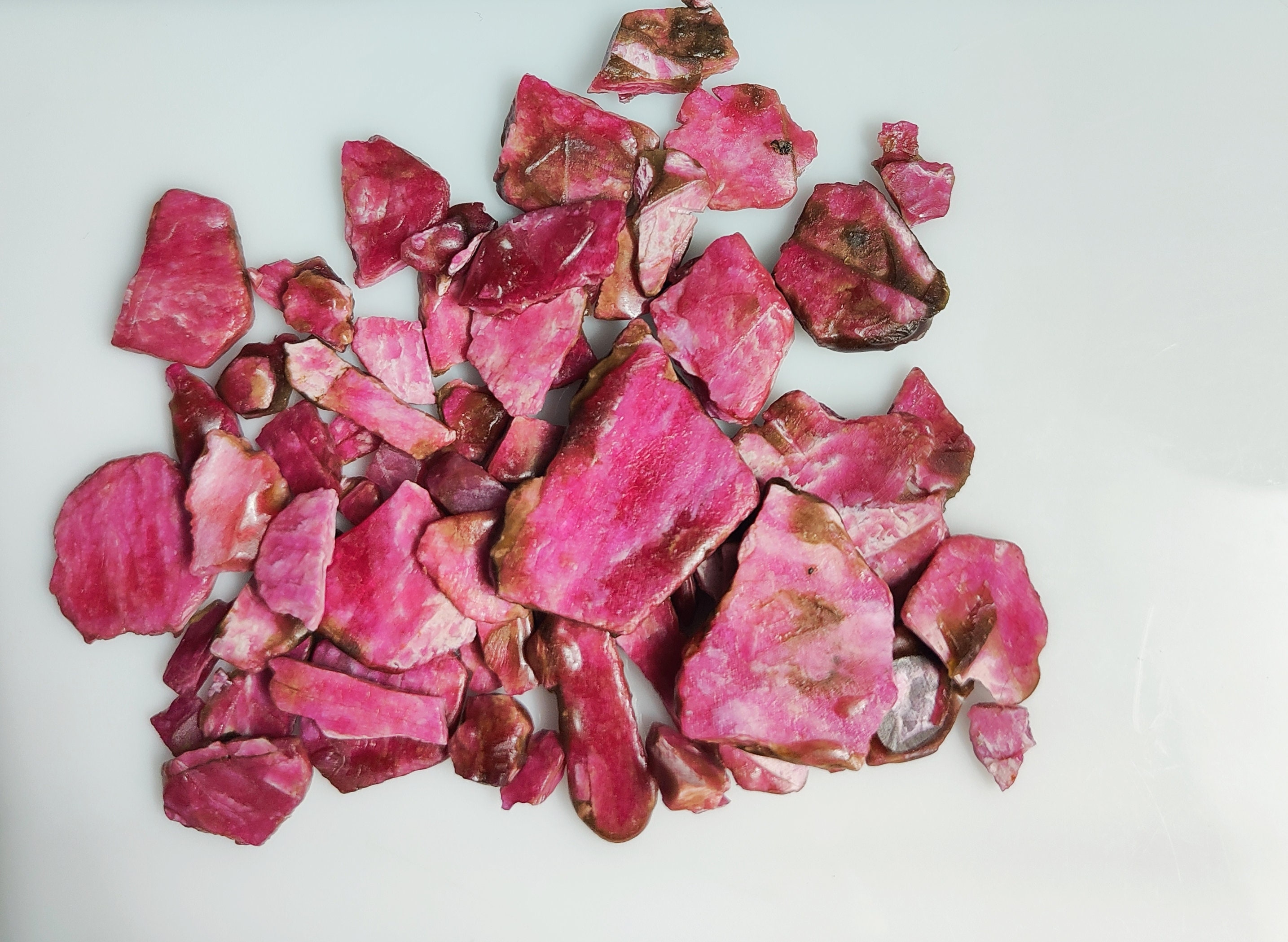 Natural Ruby Stone, Raw Ore Stone. High-quality Pink Ruby - Gemstone ...
