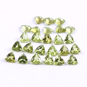 Natural Peridot Trillion Shape Faceted Gemstones 2MM 2.50MM 3MM 3.50MM 4MM 4.50MM 5MM 5.50MM 6MM 7MM Size. Peridot Trillion Cut, Peridot Cut