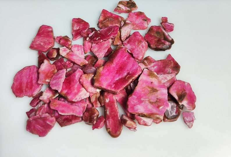 Natural Ruby Stone, Raw Ore Stone. High-quality Pink Ruby - Gemstone ...