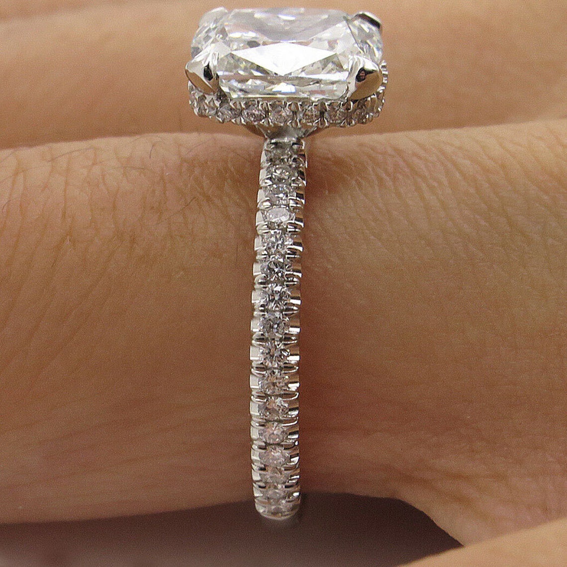 how much is a 3.72-carat yellow diamond worth