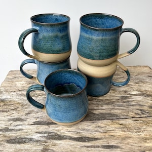 Große Kaffeetasse aus Keramik, 380ml, blau grün Teilglasiert, Handgetöpfert, Spülmaschinengeeignet