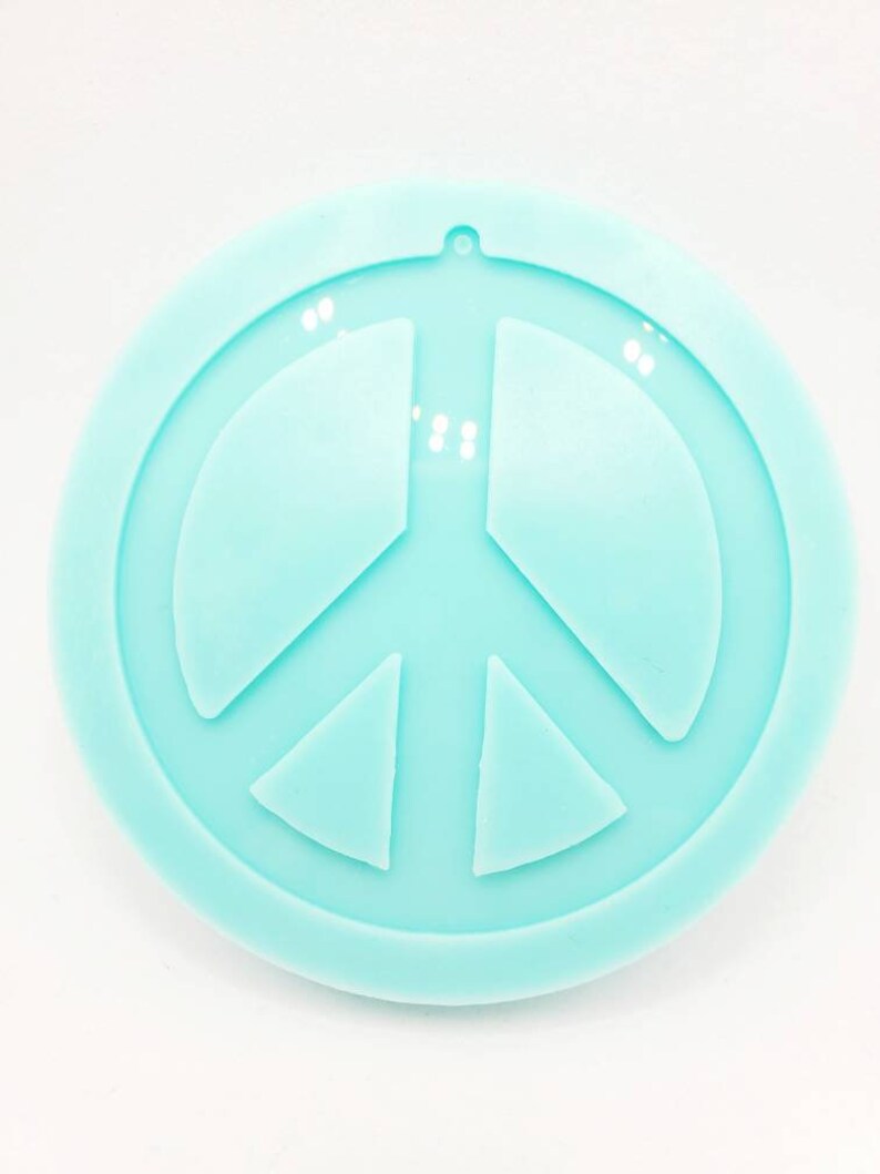 Peace Symbol Flexible Clear Translucent Silicone Rubber Mold, UV Peace Symbol Flexible Clear Translucent Silicone Rubber Mold, UV