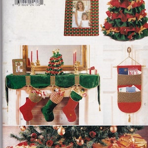 Sewing Pattern Butterick 4603 A Pinwoven Christmas - Mantel Cover, Lined Tree Skirt, Cardholder, picture frame, stocking - Uncut