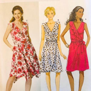 Sewing Pattern Butterick 5744 Women&#39;s Lined Pullover Dress - Size 6-8-10-12-14 Bust 30.5- 31.5-32.5-34-36” - Uncut Factory Folds
