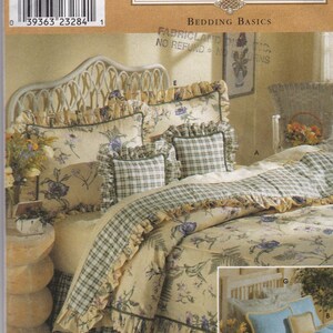Sewing Pattern Simplicity Home 8898 Bedding Basics, Pillow Shams, Comforter, dust Ruffle, Multiple Sham designs - Uncut