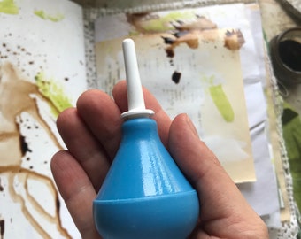 ink sprayer with nose