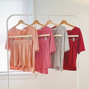 Women&#39;s Pajama Sets, Ribbed Knit  Short Sleeve Top and Shorts 2 Pieces Loungewear Sweatsuit Outfits with Pockets