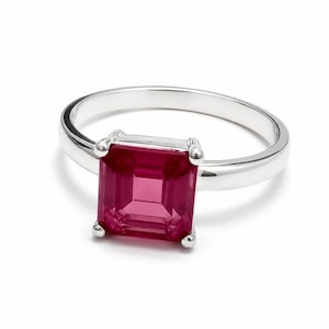 Ring met met glas gevulde robijn, ring van 925 sterling zilver, solitaire ring met smaragdgeslepen robijn, geboortesteen van juli, cadeau voor haar