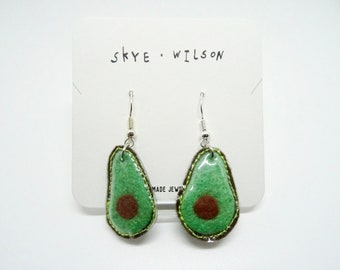 Felt avocado dangle earrings / handmade jewellery/ sustainable gift