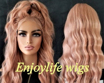 Peluca rizada hawaiana de encaje frontal HD color rosa dorado suave.