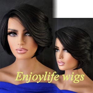 black natural looking side part  wavy bob wig