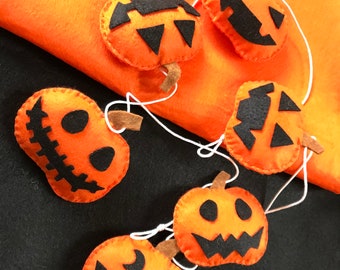 Felt Pumpkin Garland, Halloween Decor
