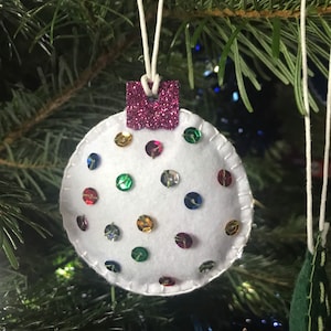 Sequin bauble
