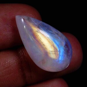 AAA+++ Top Unique Rare Multi Blue Flashy Rainbow Moonstone Gemstone, Silver Jewelry Making Stone, Pear Shape, Size 25X14X8 mm 22 Cts.
