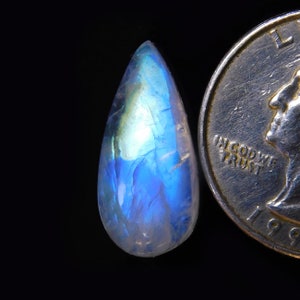 Natural Handmade Size (27*18*6MM) ! Blue Flashy Rainbow Moonstone Cabochon (26Carat) Loose Gemstone, Pear Shape Best For Making All Jewelry.