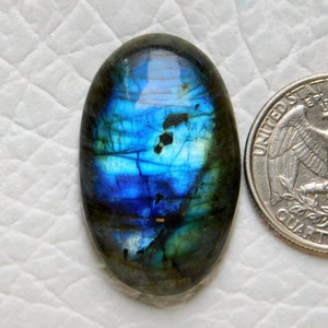 AAA Seltener Blauer Auffälliger Labradorit Cabochon, natürliche ovale Form, Lose Edelstein Heilkristall, 35x22x7 mm 46 Cart