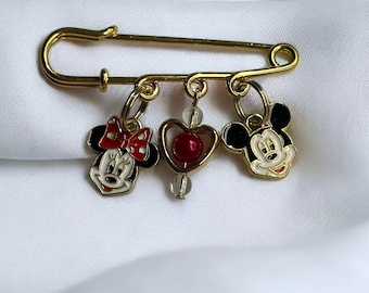 Pines de personajes de Mickey y sus amigos
