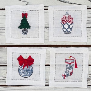 Christmas Chinoiserie set of 4 Cocktail Napkins or Guest Towels