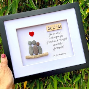 Personalised Mum Gift, Mothers Day frame, mum pebble art, gifts for Mum, family pebble art, family gifts, mummy, Mom, Mam, Mum poem