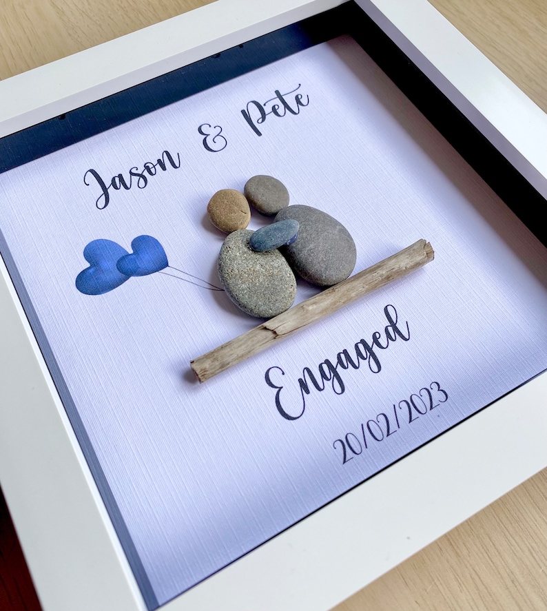 Gepersonaliseerde verlovingscadeau, Box Frame, Verlovingscadeau voor koppels, Verlovingscadeau-ideeën, Paar Pebble Frame, Gefeliciteerd afbeelding 2