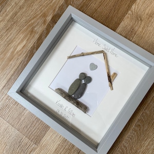 New Home Pebble Frame, Personalised New Home Gifts, Moving in Gift from Family, New Home Family Gift, Home Sweet, Home Gifts, pebble art imagem 8