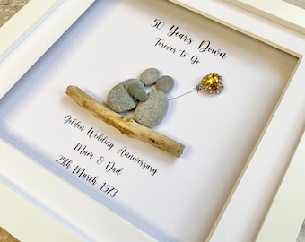 Goldene Hochzeit Jahrestag Kieselstein Rahmen, personalisierte Jubiläum Kieselstein Rahmen, Hochzeitstag Geschenk, Geschenk für Grandarents, Hochzeitsgeschenke