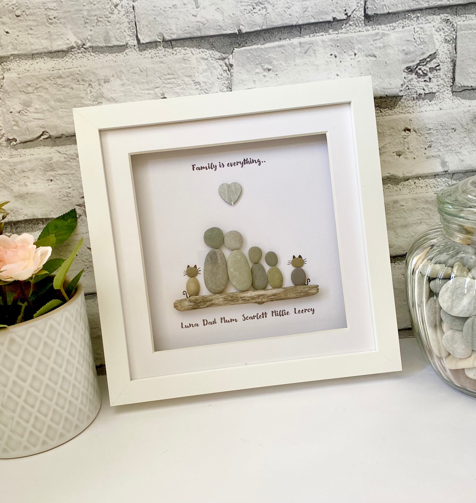 pebble-art-family-pebble-frame-personalised-gifts-family-pebble-art