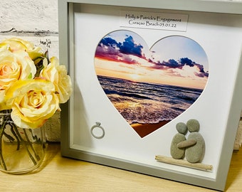 Gepersonaliseerd verlovingscadeau, gepersonaliseerde geschenken, verlovingsgeschenken, ideeën voor verlovingscadeaus, paar Pebble Frame, waar we verloofd zijn,