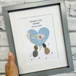 Cadeau de fiançailles personnalisé, cadre boîte, cadeau de fiançailles pour couple, idées cadeaux de fiançailles, cadre couple galets, cadre carte, félicitations