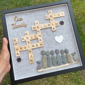 Marco de Scrabble y Pebble para la familia, regalos personalizados, Scrabble, arte de Pebble para la familia, arte de Scrabble, regalos para el día del padre, regalo familiar, regalo de cumpleaños