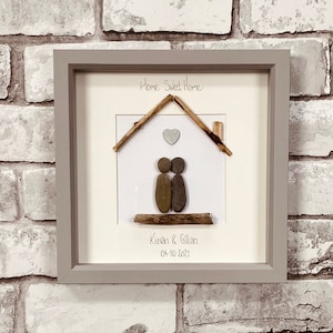 New Home Pebble Frame, Personalised New Home Gifts, Moving in Gift from Family, New Home Family Gift, Home Sweet, Home Gifts, pebble art imagem 2