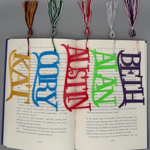 Personalisiertes Lesezeichen, Quaste Lesezeichen, Buchklub Geschenk, Schulanfang, wunderliche Schrift 1, 3D gedrucktes Lesezeichen