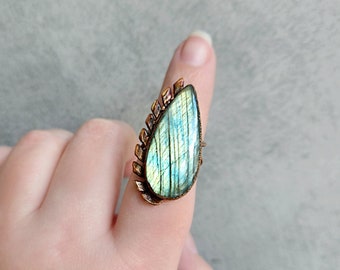 Labradorite Sunburst Ring, Labradorite Jewelry, Crystal Ring, Gemstone Jewelry, Statement Ring, Celestial, Sunray, Spike, Fan, Witchy, Boho