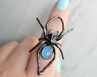 REAL Spider Ring, Spider & Moonstone Ring, Insect Jewelry, Oddities, Curiosities, Witchy, Crystal Jewelry, Vulture Culture, Goblincore, Bug