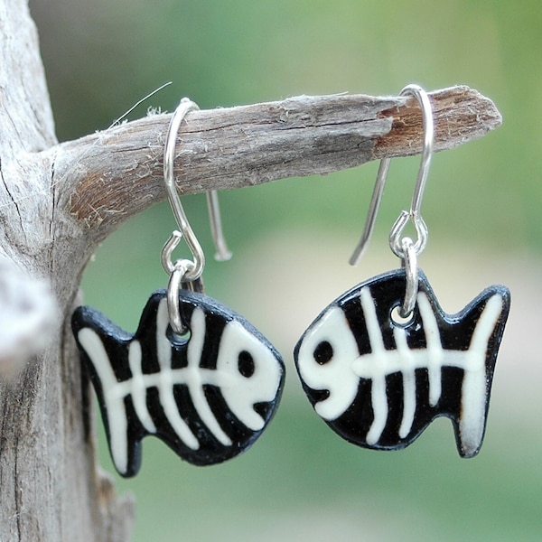 Fishbone drop earrings, fishbone ceramic earrings, ocean drop earrings,  funny drop earrings, fish bone black white earrings, light earrings