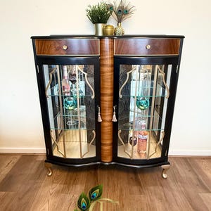 SOLD SOLD  Harris & Rose Bow-front Display Glass Cabinet, Cocktail/Drinks Cabinet, Walnut Veneer, Art Deco Drinks Cabinet