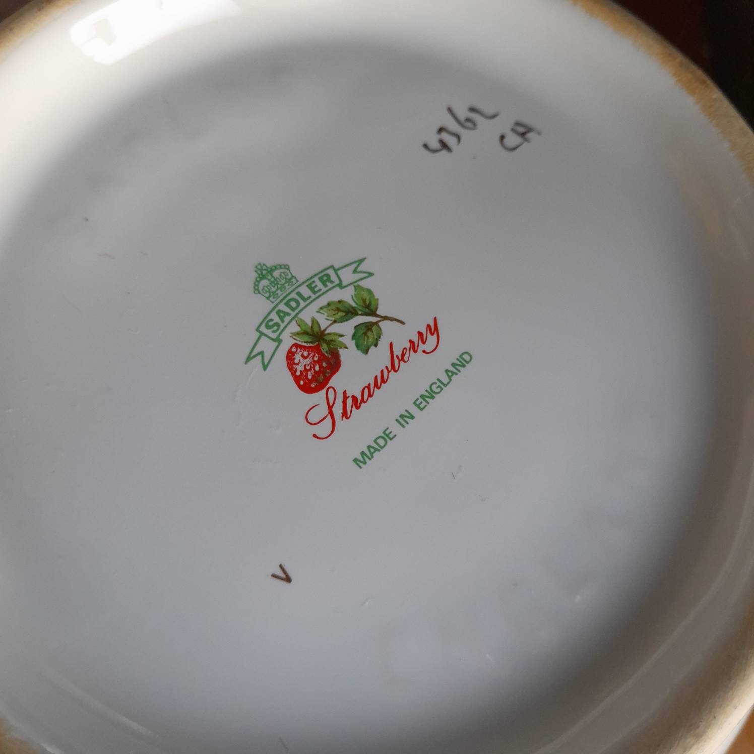 SADLER Strawberry Teapot Pretty Teapot With Red Strawberries Etsy UK