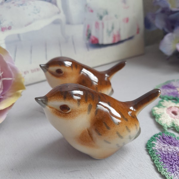 Darling Pair of Jenny Wren Birds by USSR Russian Lomonosov, Little Brown Bird Figurines