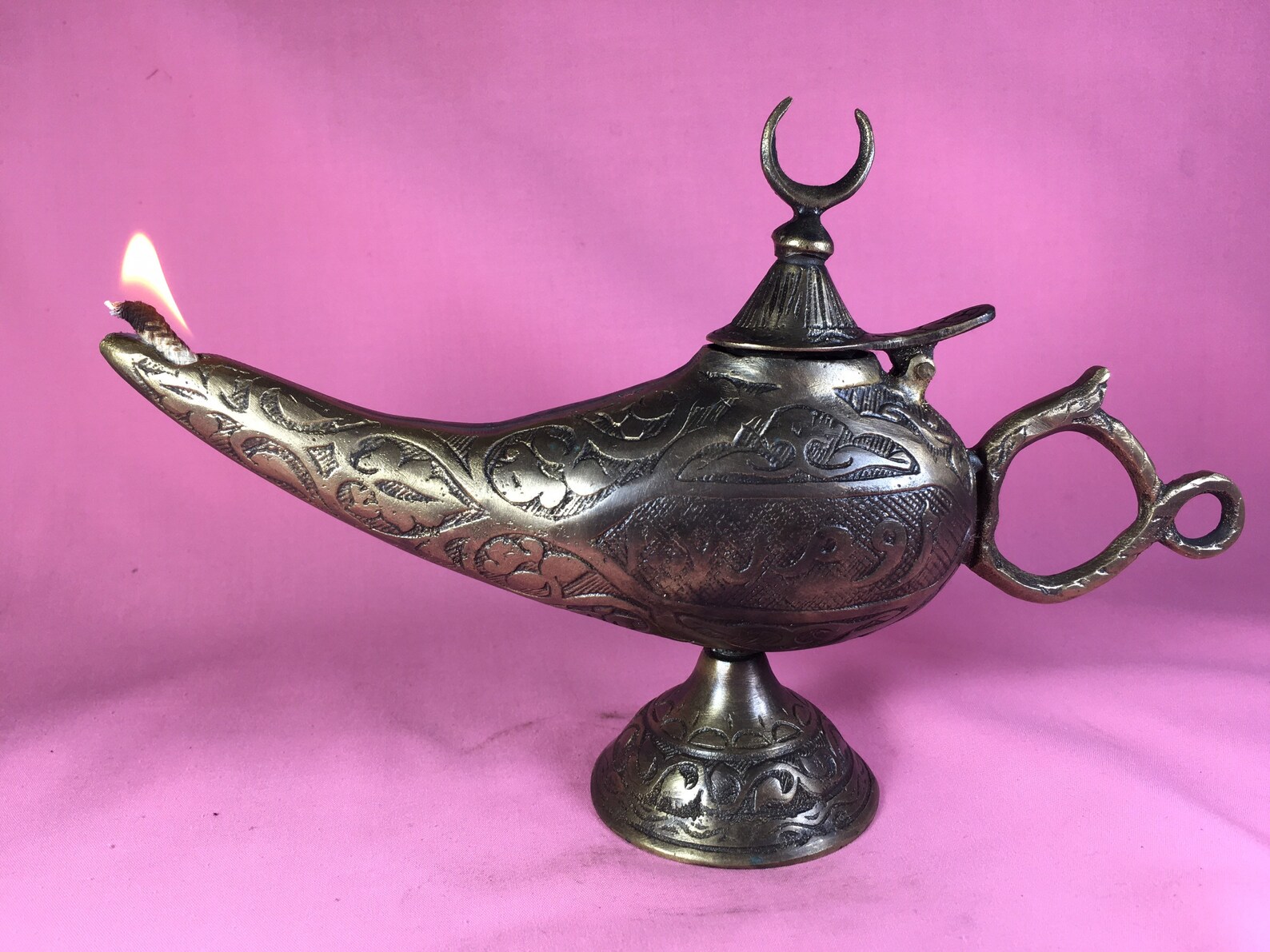 Antique Aladdin Lamp Oil Burner Genie Lamp Oriental Brass Etsy