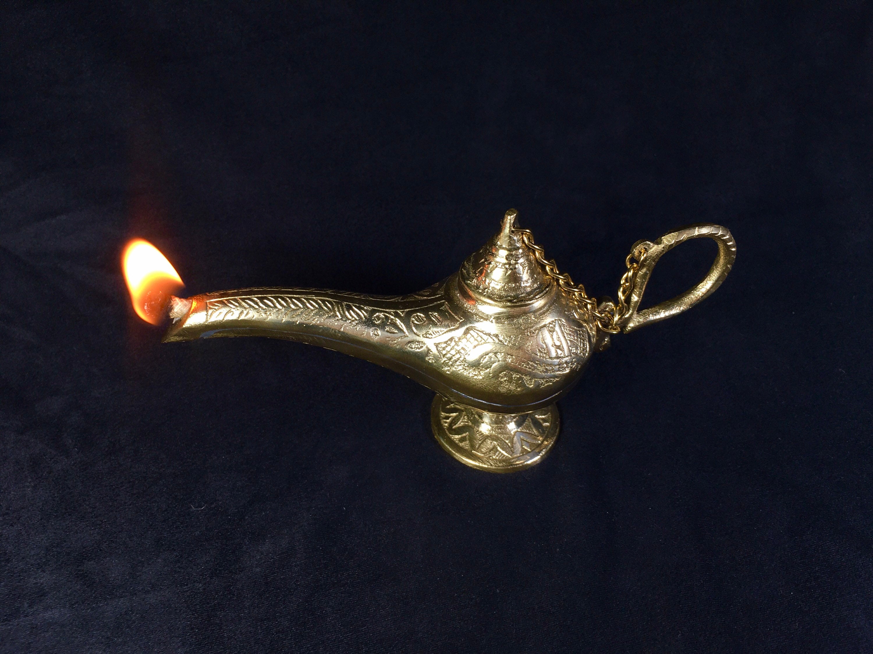 Gold Aladdin Lamp Oil Burner Genie Lamp Oriental Brass Vintage Etsy